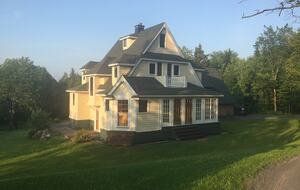 Longwood | Cozy Vermont Country Cottage - West Glover, Vermont