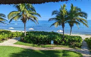 Las Villas Akumal - 3 Bedroom Oceanfront - Tulum, Mexico