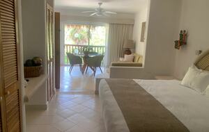 Las Villas Akumal - 3 Bedroom Oceanfront - Tulum, Mexico