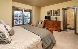 Caldera Springs Getaway - Bend, Oregon