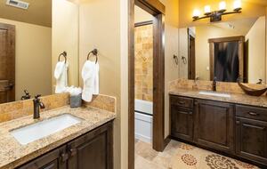 Caldera Springs Getaway - Bend, Oregon