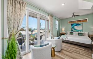 Luxury Coastal Home, Gulfport Waterfront District - Gulfport, Florida