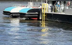 the riverboat on the Thames in winter