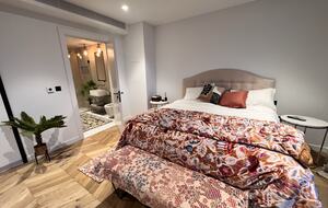 Exceptional residence in London's new powerful centre - London, United Kingdom