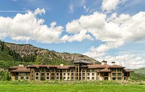 Viceroy Hotel Ski-In/Ski-Out Sanctuary - Snowmass Village, Colorado