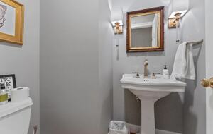 Luxury Waterfront Retreat w/ Private Pool & Dock - Weems, Virginia