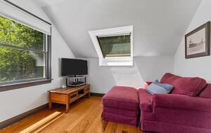 Luxury Waterfront Retreat w/ Private Pool & Dock - Weems, Virginia