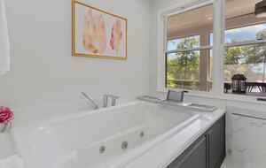 Luxury Waterfront Retreat w/ Private Pool & Dock - Weems, Virginia