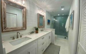 Chic Renovated Waterfront Condo - Pass A Grille, Florida