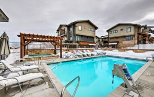 Luxe Park City Condo - Walk To Ski Lift! - Park City, Utah