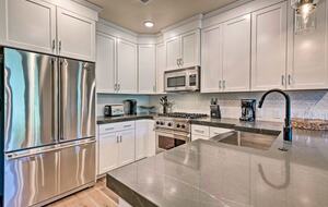 Luxe Park City Condo - Walk To Ski Lift! - Park City, Utah