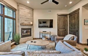 Luxe Park City Condo - Walk To Ski Lift! - Park City, Utah