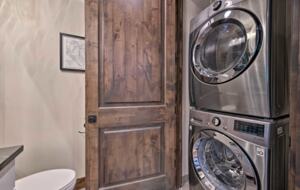 Luxe Park City Condo - Walk To Ski Lift! - Park City, Utah