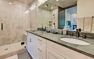 Luxe Park City Condo - Walk To Ski Lift! - Park City, Utah