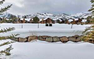 Luxe Park City Condo - Walk To Ski Lift! - Park City, Utah