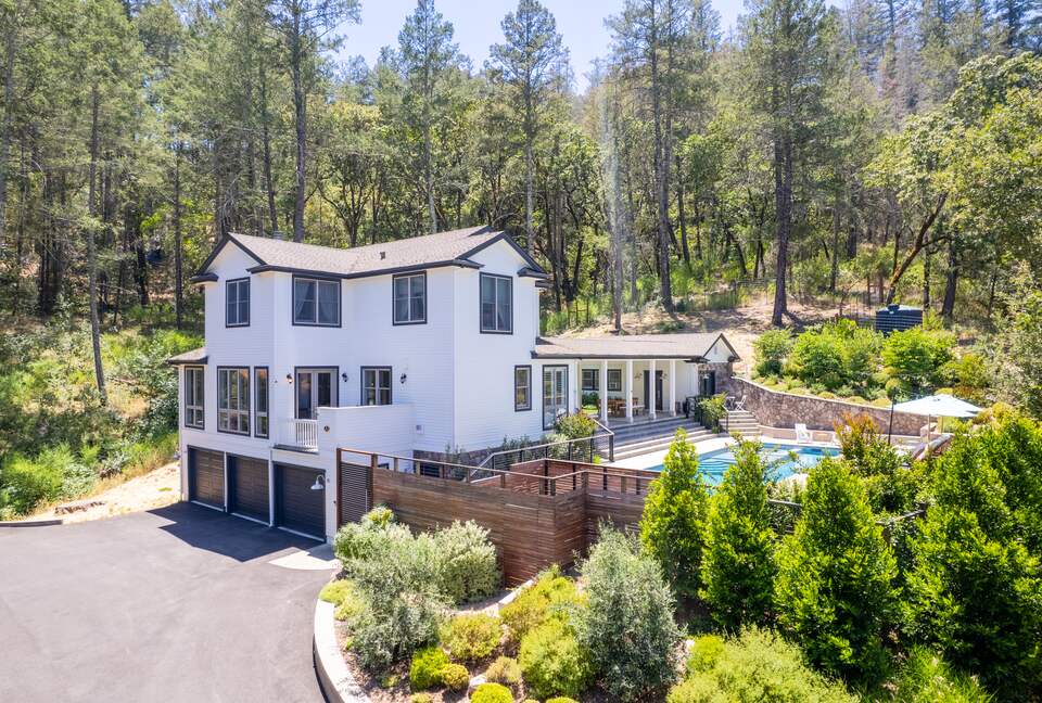 Napa Valley Retreat - Calistoga, California