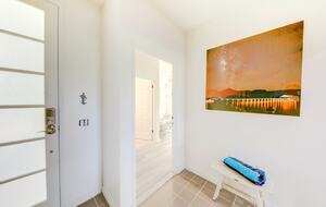 Modern Oasis By The Beach - Princeville, Hawaii