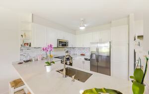 Modern Oasis By The Beach - Princeville, Hawaii