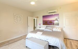 Modern Oasis By The Beach - Princeville, Hawaii