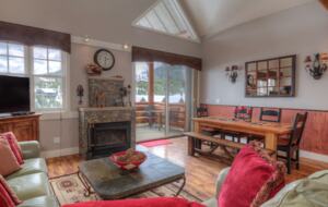 Saddle Ridge Gambler Chalet Ski-In/Ski-Out - Big Sky, Montana