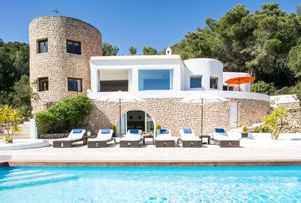 The Hideaways Club - Villa La Solana - Es Cubells, Spain