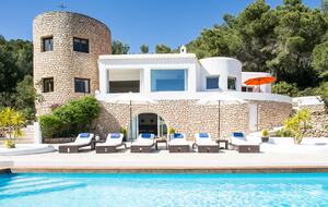 The Hideaways Club - Villa La Solana - Es Cubells, Spain