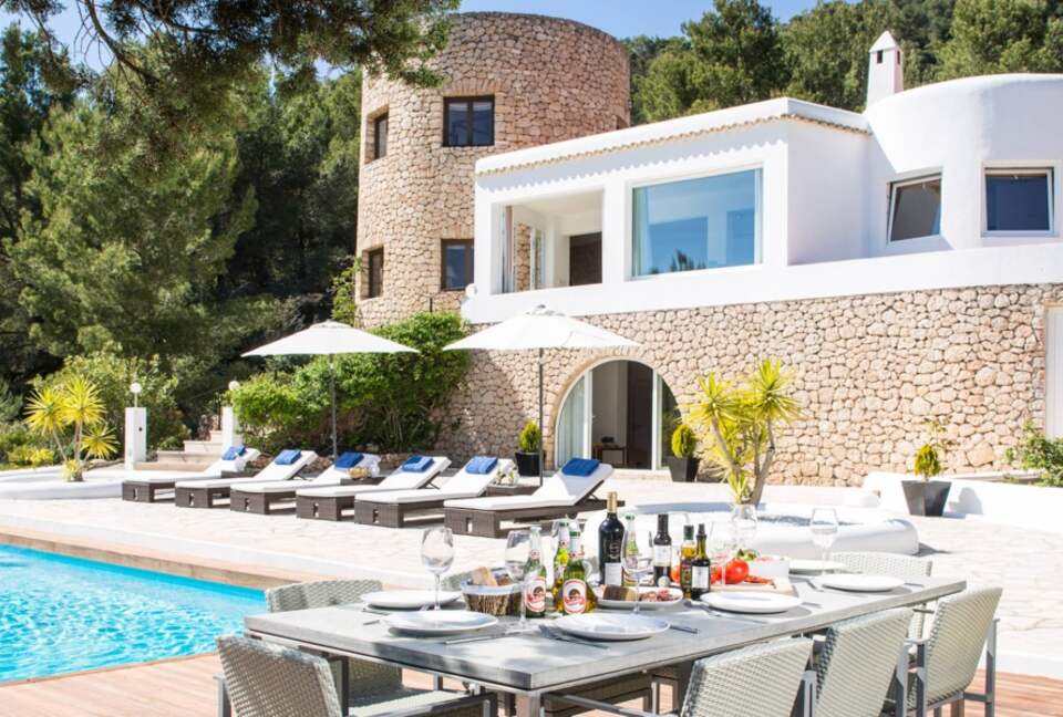 The Hideaways Club - Villa La Solana - Es Cubells, Spain