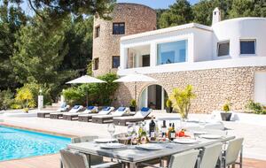 The Hideaways Club - Villa La Solana - Es Cubells, Spain