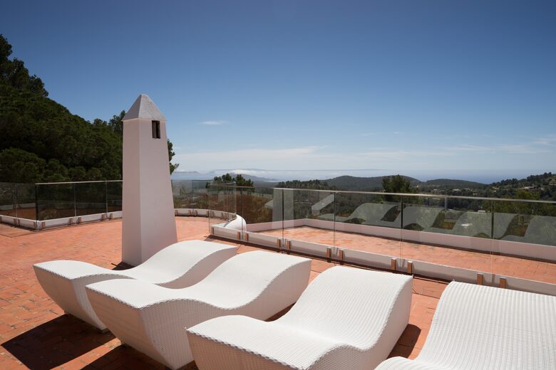 The Hideaways Club - Villa La Solana - Es Cubells, Spain