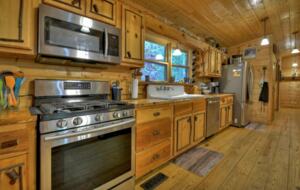 "A River Runs Through It" Chic Georgia Cabin - Cherry Log, Georgia