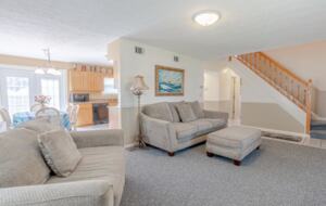 Cozy Panama City Escape - Walk To The Beach! - Panama City Beach, Florida