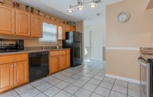 Cozy Panama City Escape - Walk To The Beach! - Panama City Beach, Florida