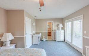 Cozy Panama City Escape - Walk To The Beach! - Panama City Beach, Florida