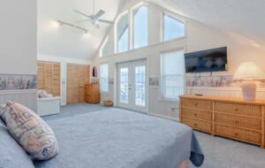 Cozy Panama City Escape - Walk To The Beach! - Panama City Beach, Florida