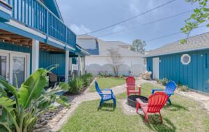 Cozy Panama City Escape - Walk To The Beach! - Panama City Beach, Florida