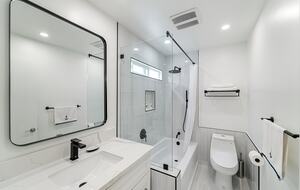 Contemporary Huntington Beach Getaway - Huntington Beach, California