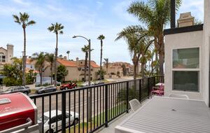 Contemporary Huntington Beach Getaway - Huntington Beach, California