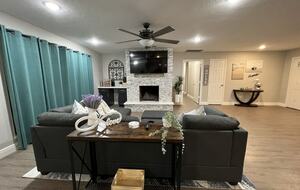 Seabrook Beach Retreat | 5 minutes from Kemah Boardwalk and NASA with Private Pool - Seabrook, Texas