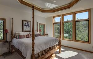 Edelweiss Chalet | Ski to Lift - Steamboat Springs, Colorado