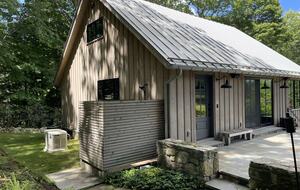 Stunning Modern Cabin by the Lake - New Preston Marble Dale, Connecticut