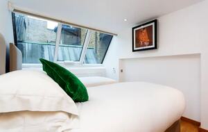 Unique Artists House in Chelsea - London, United Kingdom