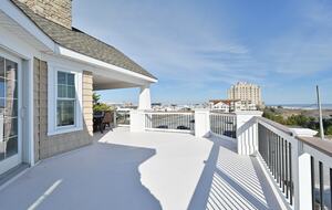 Luxury Beachfront Estate with Pool and Hot Tub - Brigantine, New Jersey