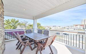 Luxury Beachfront Estate with Pool and Hot Tub - Brigantine, New Jersey