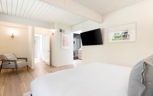 Luxe Malibu Beach Bungalow - Malibu, California