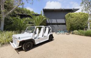 Luxe Malibu Beach Bungalow - Malibu, California