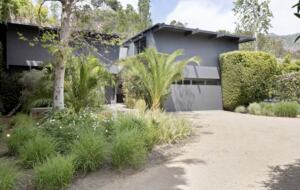 Luxe Malibu Beach Bungalow - Malibu, California