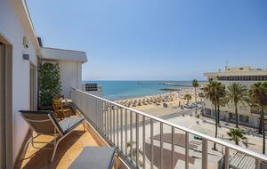 Oceanside Penthouse Marisea - Quarteira, Portugal