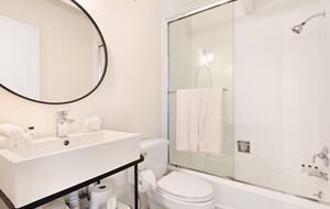 Luxe Malibu Beach Bungalow - Malibu, California