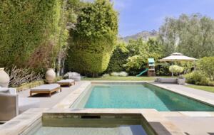 Luxe Malibu Beach Bungalow - Malibu, California