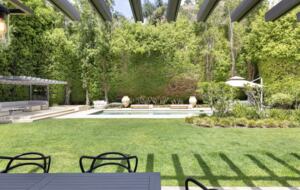 Luxe Malibu Beach Bungalow - Malibu, California